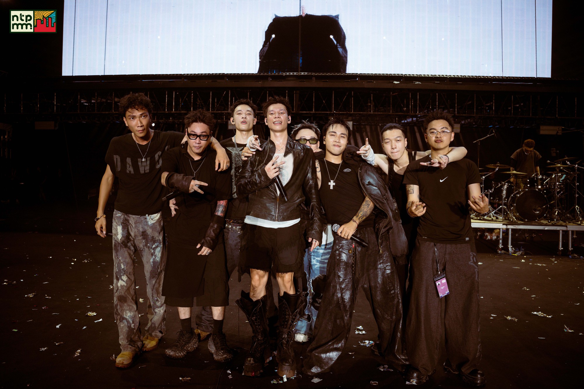 D&agrave;n Line-up b&ugrave;ng nổ v&agrave; h&agrave;ng ng&agrave;n người tề tựu tại đại tiệc &acirc;m nhạc Những Th&agrave;nh Phố Mơ M&agrave;ng Modern Summer Show 2026 - Ảnh 6.