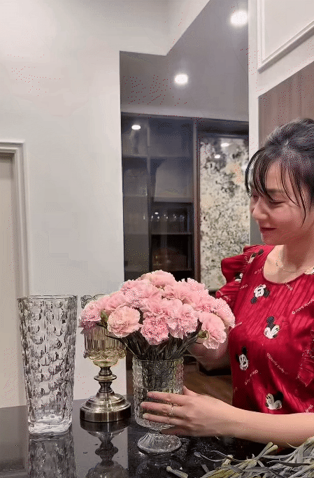 Mẹ ở H&agrave; Nội c&oacute; căn bếp l&uacute;c n&agrave;o cũng gọn như mới: Chỉ nhờ 3 nguy&ecirc;n tắc "giấu đồ", việc nấu nướng v&agrave; dọn dẹp nhẹ t&ecirc;nh- Ảnh 18.