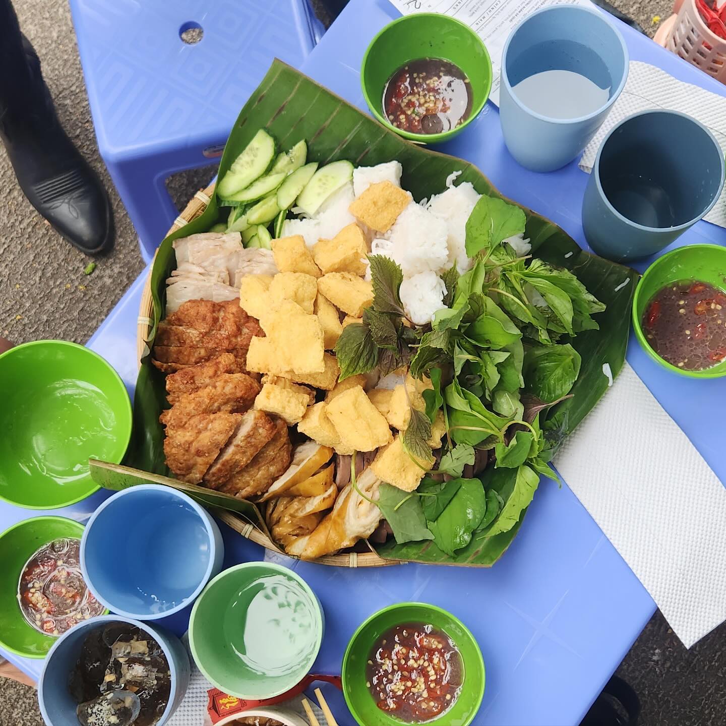Ẩm thực Việt đang l&agrave;m khuynh đảo nước Mỹ: Liều thuốc giảm đau cho chứng nhớ nh&agrave; v&ocirc; t&igrave;nh khiến kh&aacute;ch T&acirc;y xếp h&agrave;ng m&ecirc; mẩn - Ảnh 10.