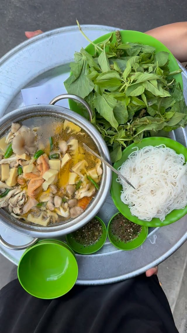 Ẩm thực Việt đang làm khuynh đảo nước Mỹ: Liều thuốc giảm đau cho chứng nhớ nhà vô tình khiến khách Tây xếp hàng mê mẩn - Ảnh 11.