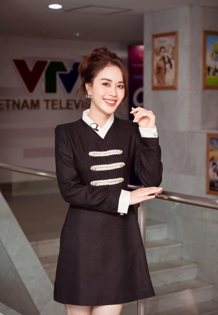 Cuộc sống của "MC xinh nhất nh&igrave; VTV" sau 4 năm lấy chồng tiến sĩ- Ảnh 1.