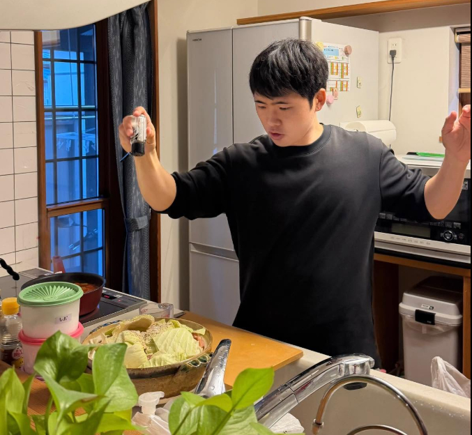 Sếp người Nhật m&ecirc; mệt mẹ đơn th&acirc;n Nghệ An lớn hơn 8 tuổi: Cưới về ở nh&agrave; thu&ecirc; 3,3 triệu/th&aacute;ng- Ảnh 7.