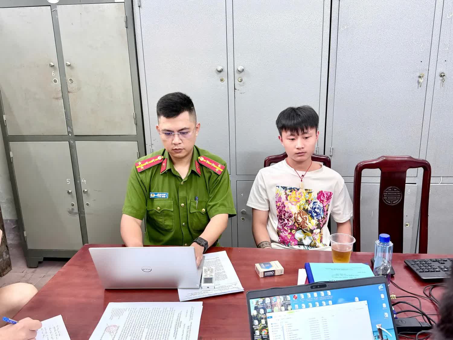 Lừa đảo l&agrave;m thủ tục đất đai, chiếm đoạt hơn 340 triệu đồng - Ảnh 2.