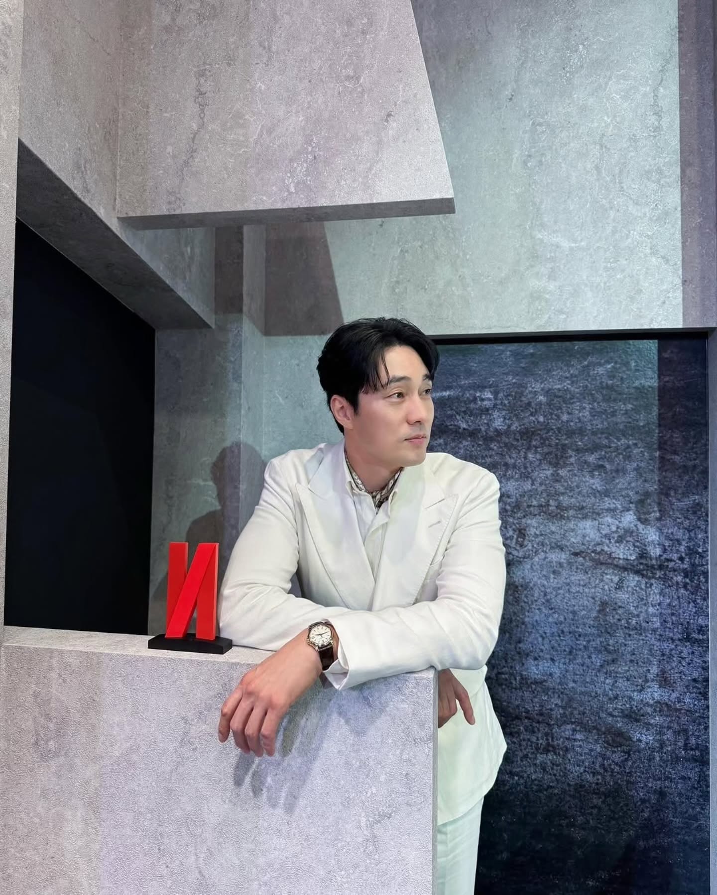 Kh&ocirc;ng phải cứ muốn ngầu l&agrave; ngầu được: So Ji Sub n&oacute;i đ&uacute;ng điều đ&agrave;n &ocirc;ng trưởng th&agrave;nh đều hiểu- Ảnh 10.