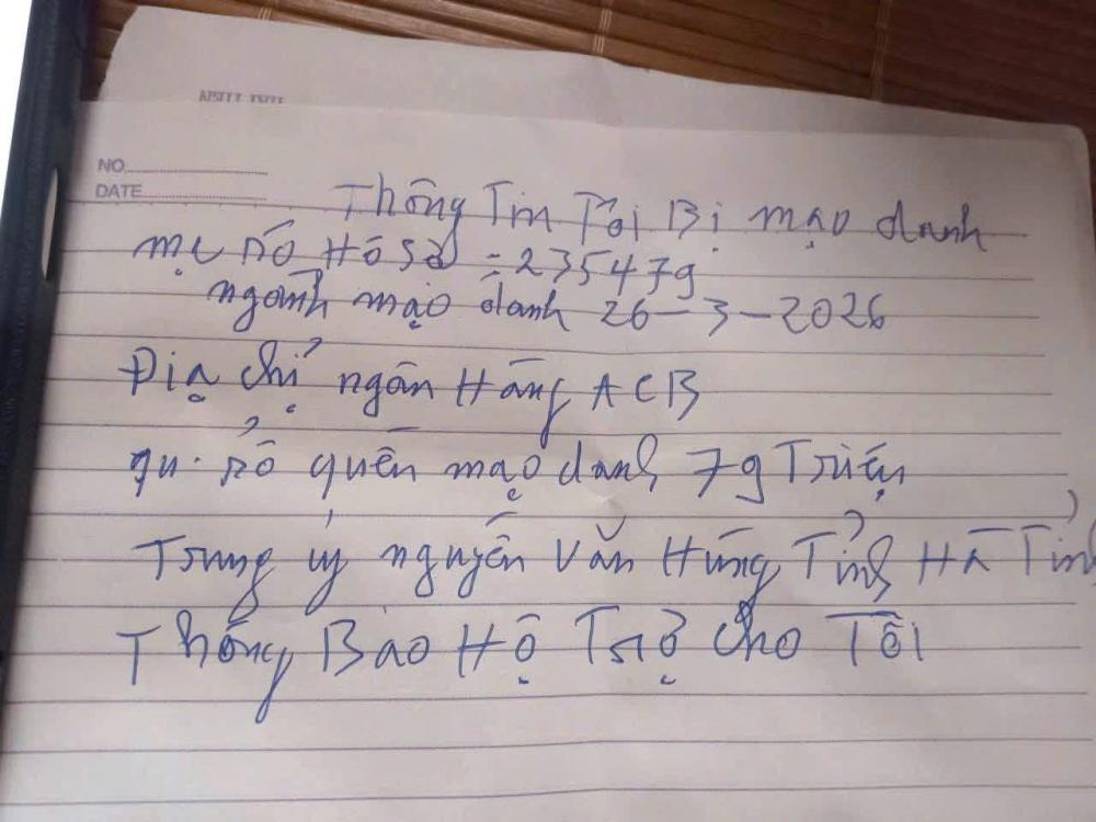 Người phụ nữ ở H&agrave; Tĩnh chuẩn bị chuyển 79 triệu đồng v&agrave;o t&agrave;i khoản ACB, sự xuất hiện của nh&oacute;m người n&agrave;y đ&atilde; chặn đứng giao dịch- Ảnh 1.