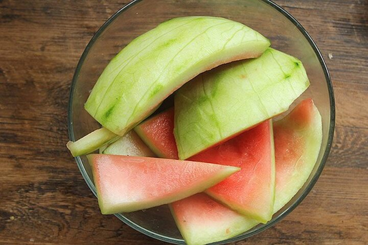 Thứ ai cũng bỏ sau khi ăn dưa hấu lại l&agrave; "kho b&aacute;u" dinh dưỡng - Ảnh 2.