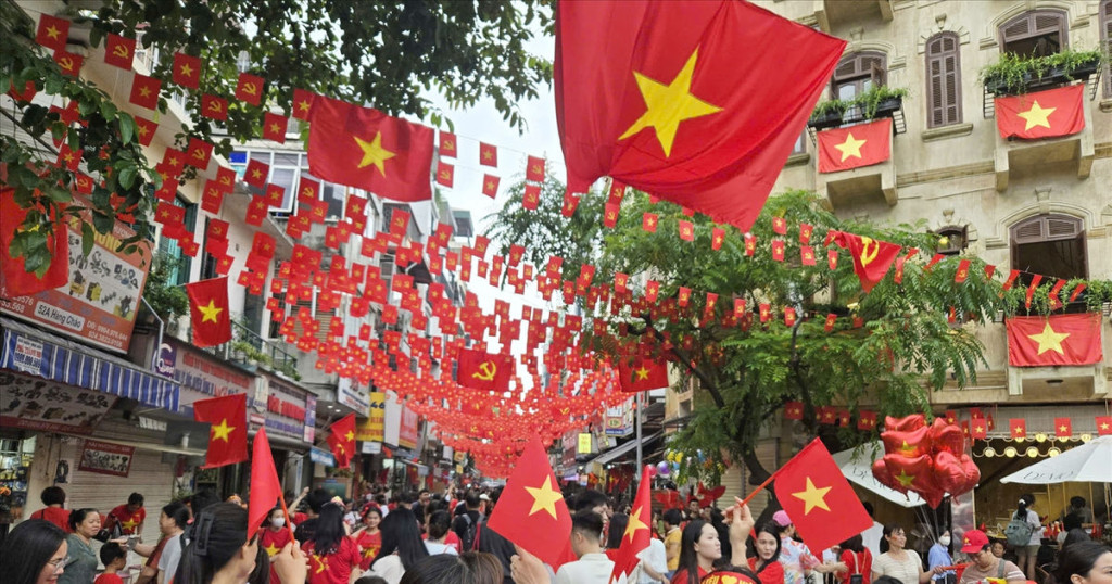 Ch&iacute;nh thức: Bộ Nội Vụ th&ocirc;ng b&aacute;o Quốc kh&aacute;nh 2/9 năm nay được nghỉ 5 ng&agrave;y li&ecirc;n tục- Ảnh 1.