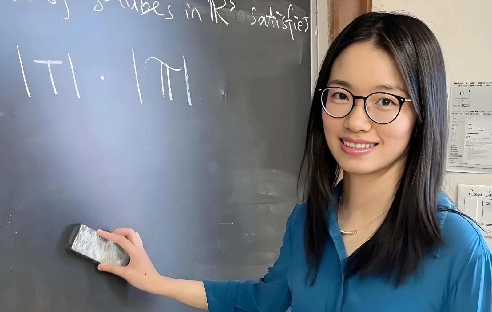T&igrave;nh trạng h&ocirc;n nh&acirc;n của Vương Hồng, người phụ nữ duy nhất đạt giải "Nobel To&aacute;n học" 2026 - Ảnh 1.