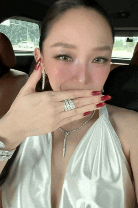 Nam ca sĩ khiến T&oacute;c Ti&ecirc;n &ldquo;kh&oacute; n&oacute;i th&agrave;nh lời&rdquo;, đẹp trai h&aacute;t hay m&agrave; cứ nhảy th&igrave; cả MXH chế "meme"!- Ảnh 4.