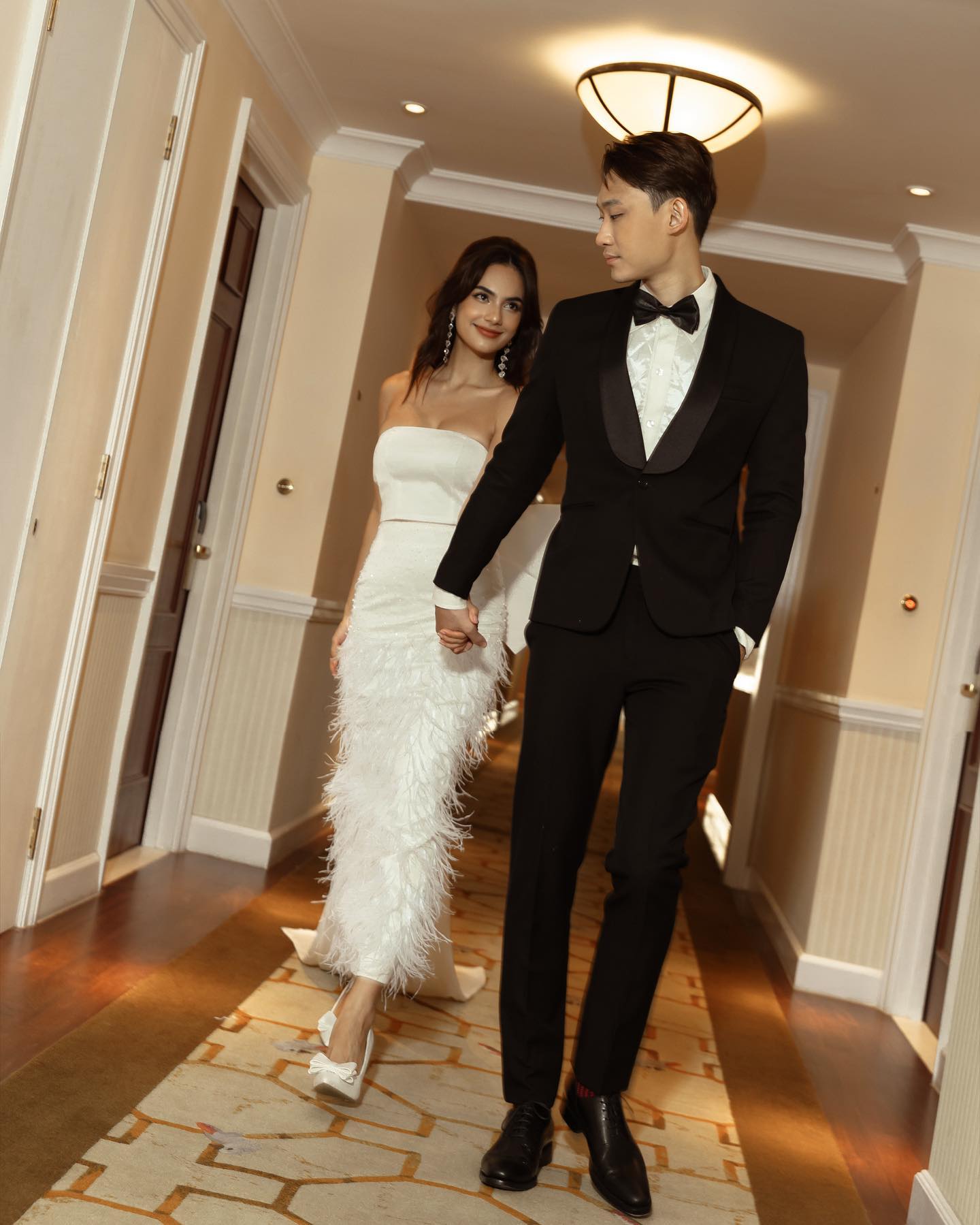 C&ocirc; b&eacute; hồi nhỏ được Tăng Thanh H&agrave; &ocirc;m, gọi l&agrave; &ldquo;d&igrave;&rdquo;: Lớn l&ecirc;n lột x&aacute;c đẹp nức nở, đi thi Hoa hậu lọt top 5- Ảnh 9.