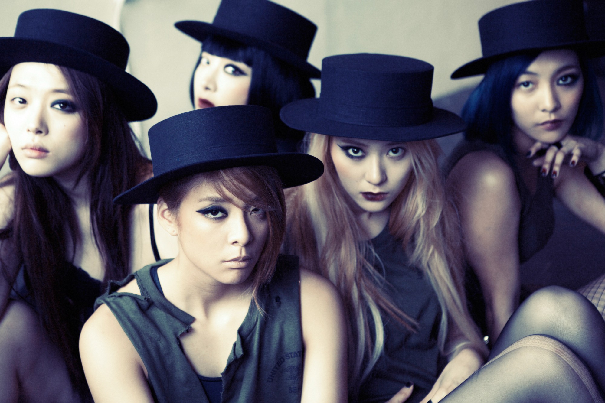Nh&oacute;m mỹ nh&acirc;n l&agrave; "cuộc c&aacute;ch mạng của Kpop": Nhạc hay, visual đỉnh m&agrave; bị bỏ b&ecirc; đến mức hết thời- Ảnh 16.
