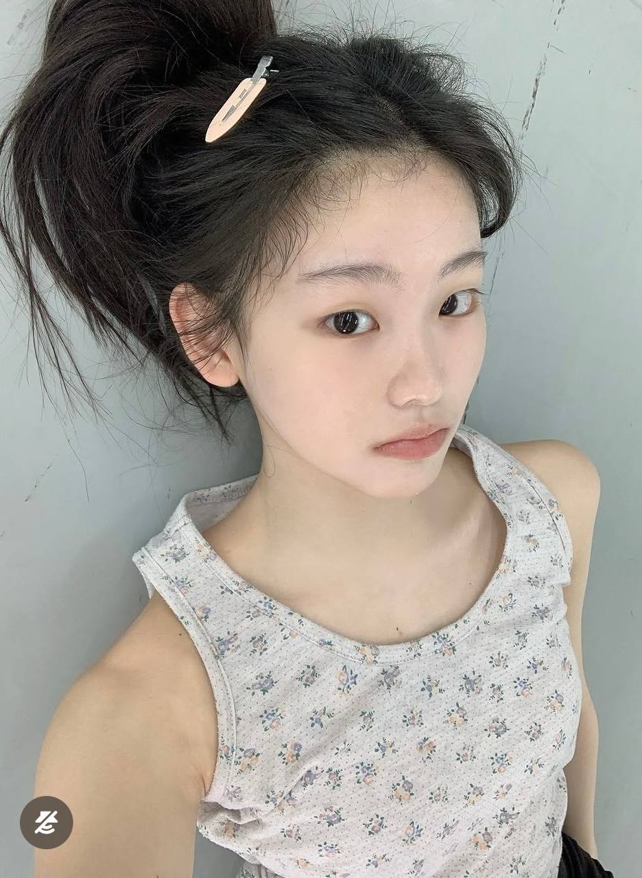 Con g&aacute;i "đặc vụ" hot nhất H&agrave;n Quốc: Visual chuẩn t&igrave;nh đầu, ngồi xe bus h&uacute;t 4 triệu lượt xem- Ảnh 9.