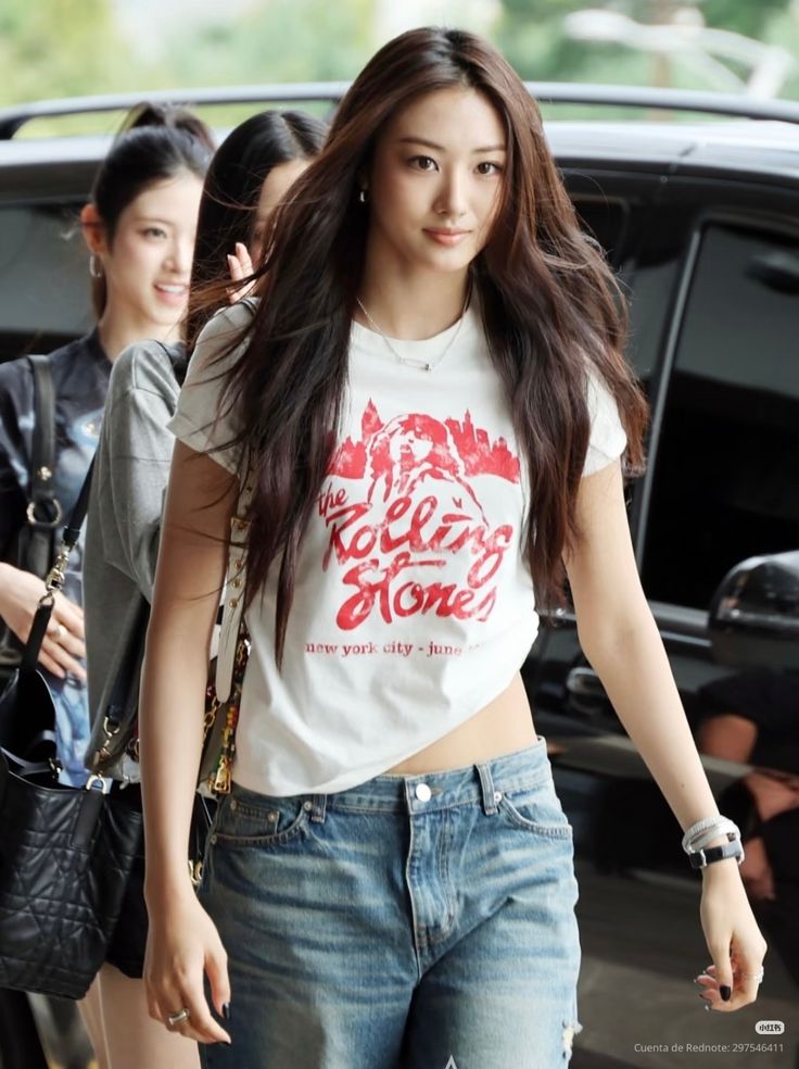 G&aacute;i xinh 2K5 được v&iacute; như Lee Hyori thế hệ mới, mặc kiểu g&igrave; cũng kh&ocirc;ng tho&aacute;t được "kiếp sang"- Ảnh 12.