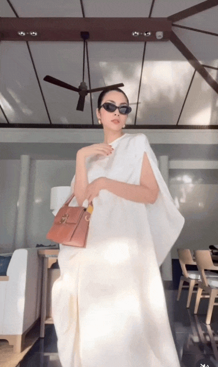 Đẹp v&agrave; cao sang như H&agrave; Tăng khi h&oacute;a th&acirc;n th&agrave;nh "Nam Phương Ho&agrave;ng hậu": Đầm lụa trắng t&ocirc;n l&ecirc;n vẻ đẹp qu&yacute; ph&aacute;i vượt thời gian- Ảnh 6.