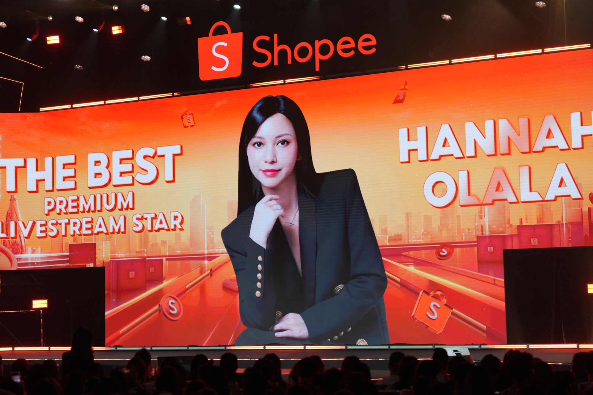 Hannah Olala và chiến lược “đại dương xanh” trên Shopee: Khi tri thức trở thành lợi thế cạnh tranh - Ảnh 2.