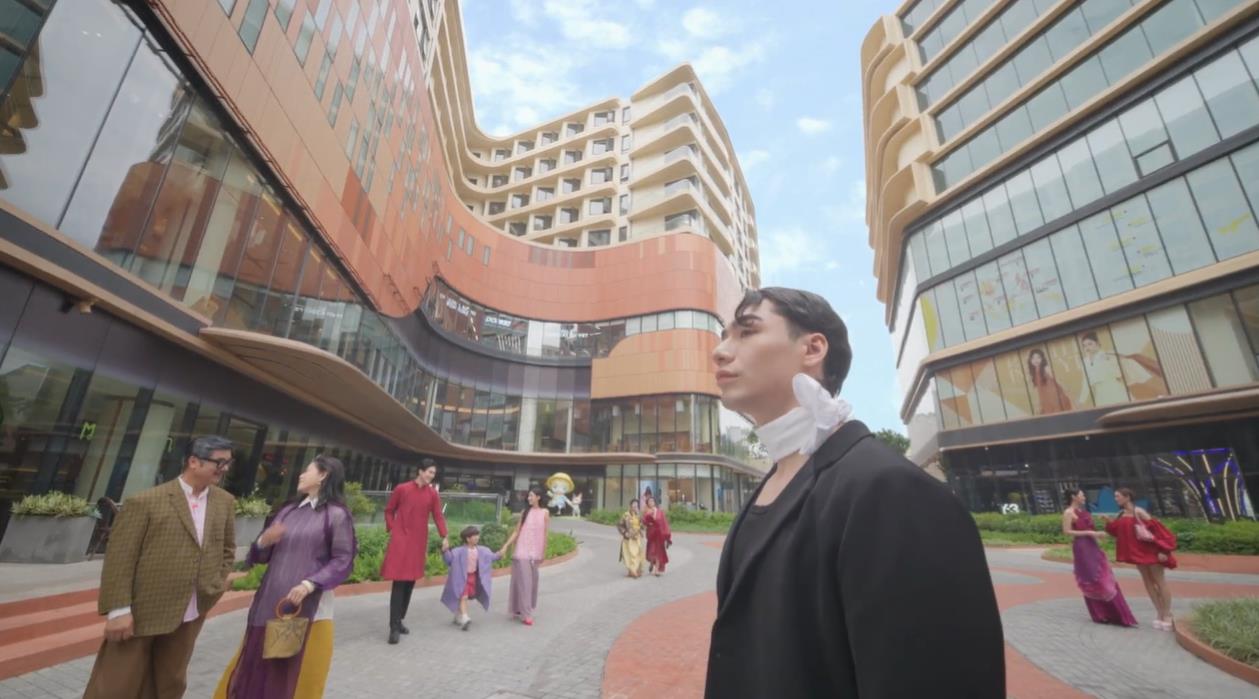 Giải mã iTVC khai trương Hanoi Centre: Khi nghệ thuật bán lẻ hòa vào nếp văn hóa thủ đô - Ảnh 2.