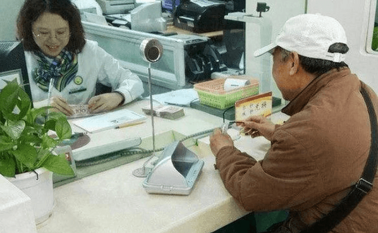 Kh&aacute;ch gửi tiết kiệm hơn 9,6 tỷ đồng, 6 năm sau số dư chỉ c&ograve;n 0 nhưng t&ograve;a &aacute;n khẳng định: &ldquo;Ng&acirc;n h&agrave;ng chỉ phải chịu 5% tổng thiệt hại&rdquo;- Ảnh 2.