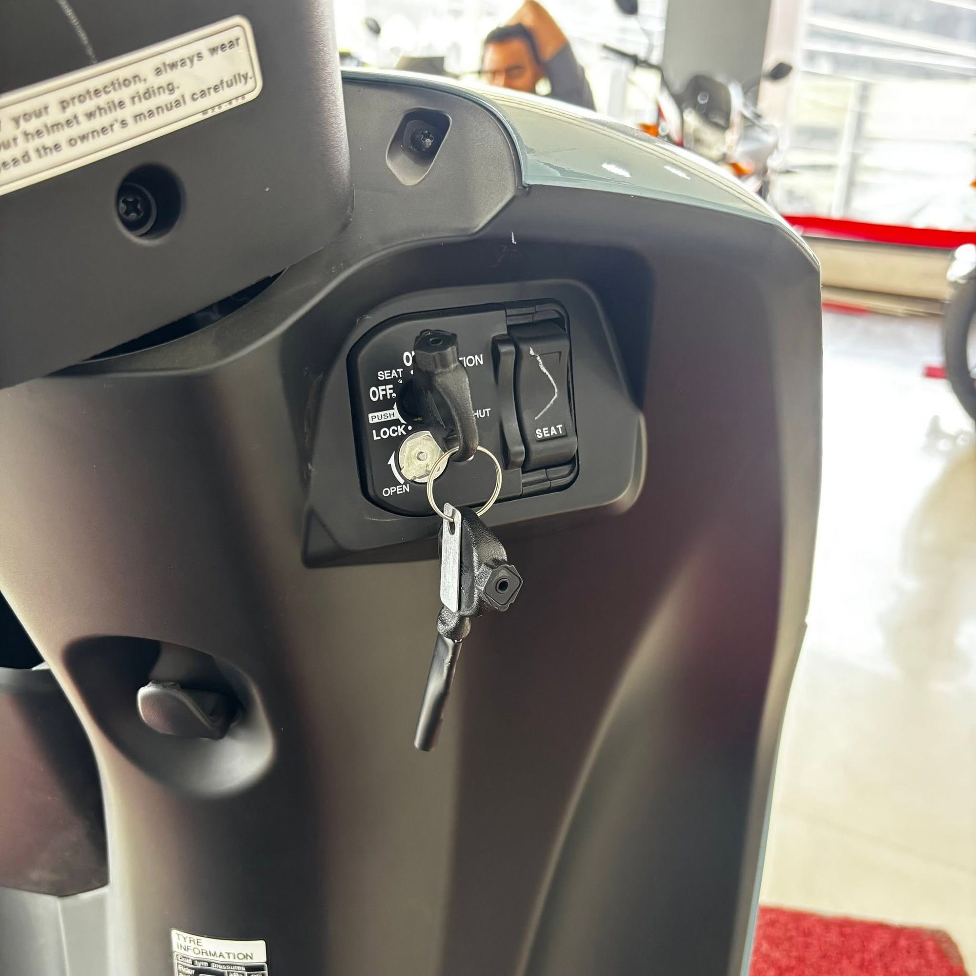 Xe m&aacute;y điện Honda dự đo&aacute;n về VN năm sau: Nhỏ gọn dễ d&ugrave;ng, gi&aacute; khoảng 30 triệu, cốp lớn hơn Vision- Ảnh 8.