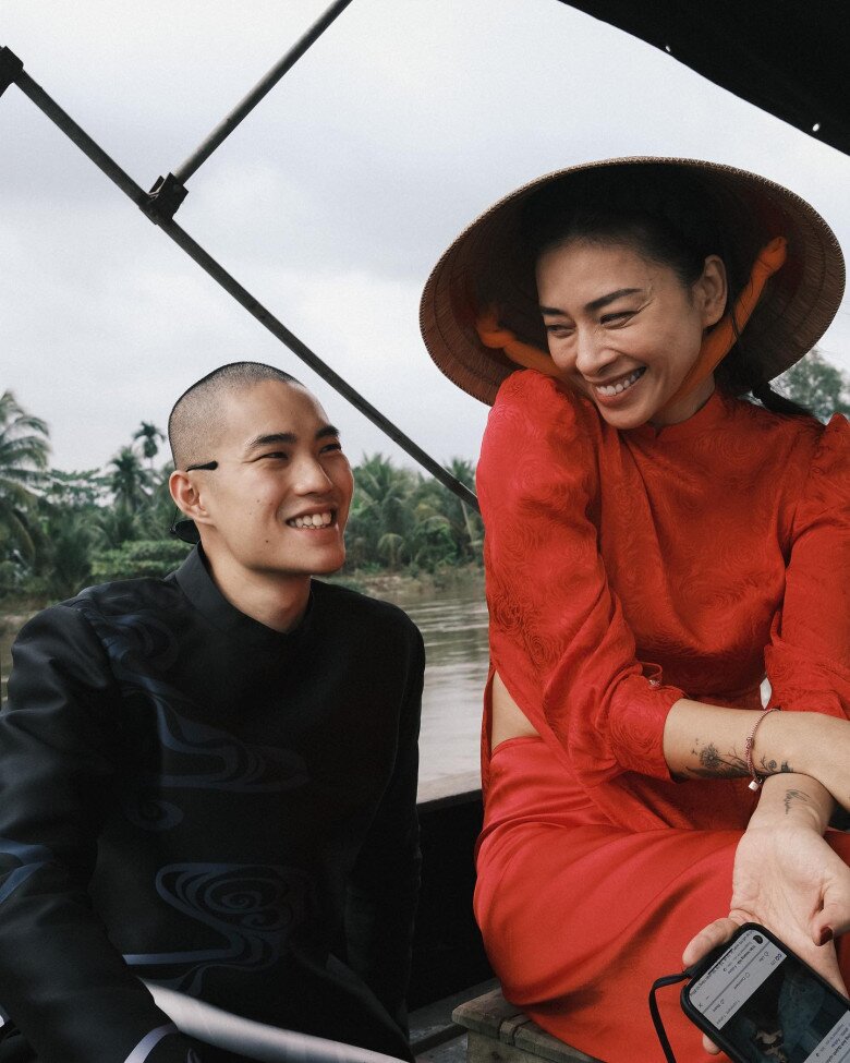 Em chồng Ng&ocirc; Thanh V&acirc;n lần đầu lộ diện, visual lạnh tanh l&ecirc;n thẳng xu hướng - Ảnh 11.
