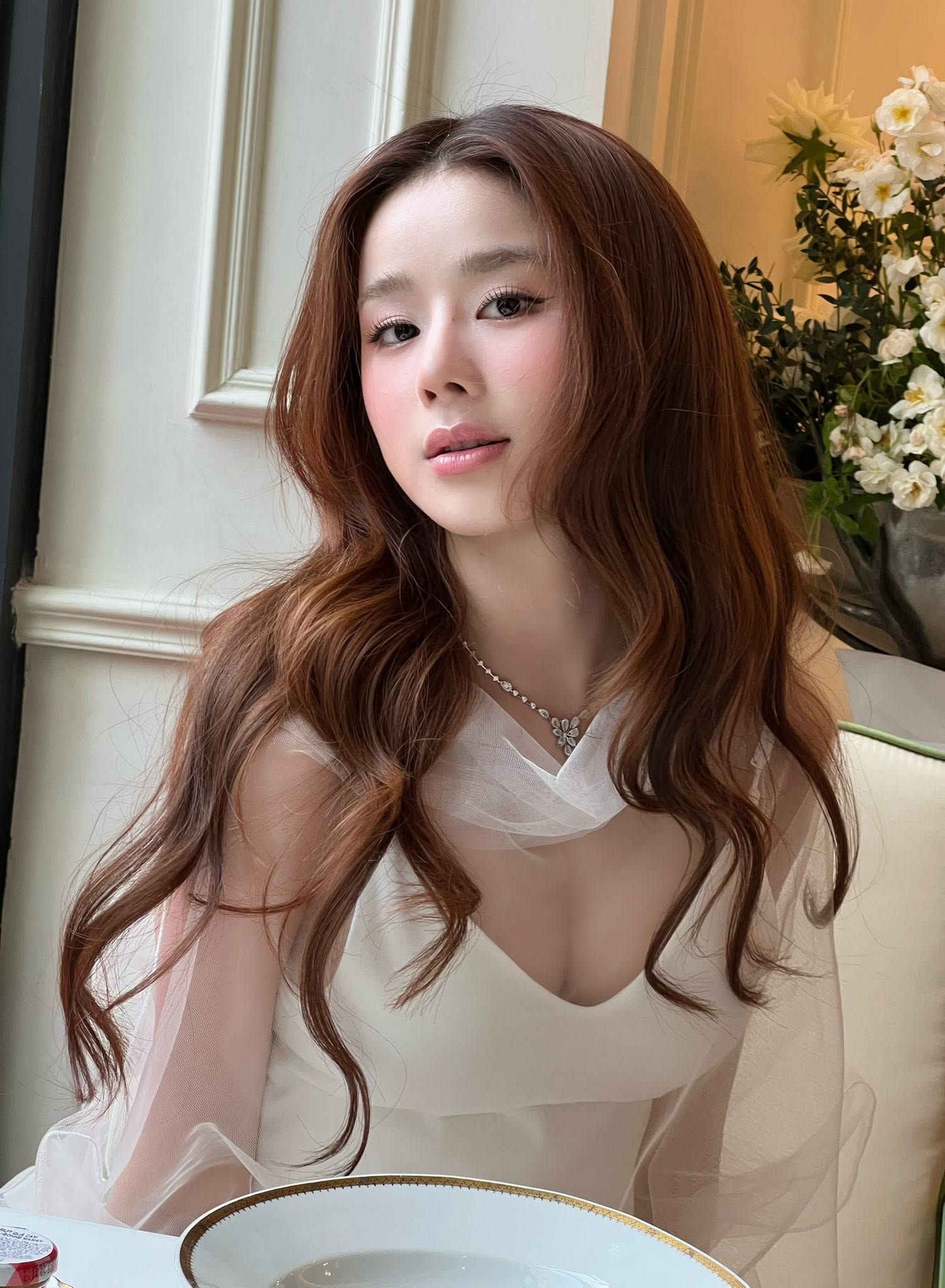 Bạn g&aacute;i cũ Nguyễn H&ugrave;ng c&oacute; động th&aacute;i lạ sau b&agrave;i đăng của Thư Đan Nguyễn- Ảnh 3.