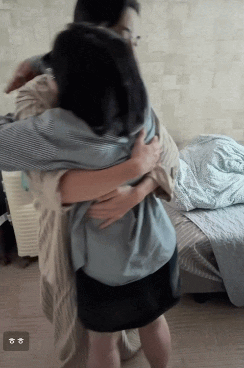B&aacute;n hai căn nh&agrave; cứu chồng mắc ung thư hiếm gặp: "Chỉ mong anh ở b&ecirc;n mẹ con t&ocirc;i thật l&acirc;u"- Ảnh 11.