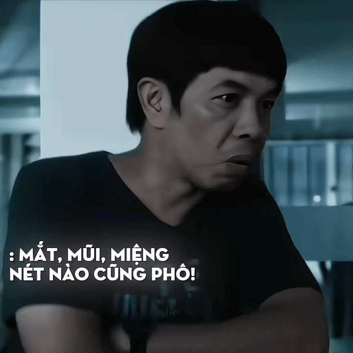 Vbiz c&oacute; 1 mỹ nam &ldquo;mắt mũi miệng n&eacute;t n&agrave;o cũng ph&ocirc;, nhưng gom lại n&oacute; đẹp mới đau&rdquo;- Ảnh 1.