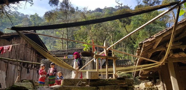 "Làng địa ngục" bước ra từ màn ảnh: Nằm trên độ cao 1.500m ở vùng núi phía Bắc, dân làng từng sống trong "3 không" - Ảnh 7.