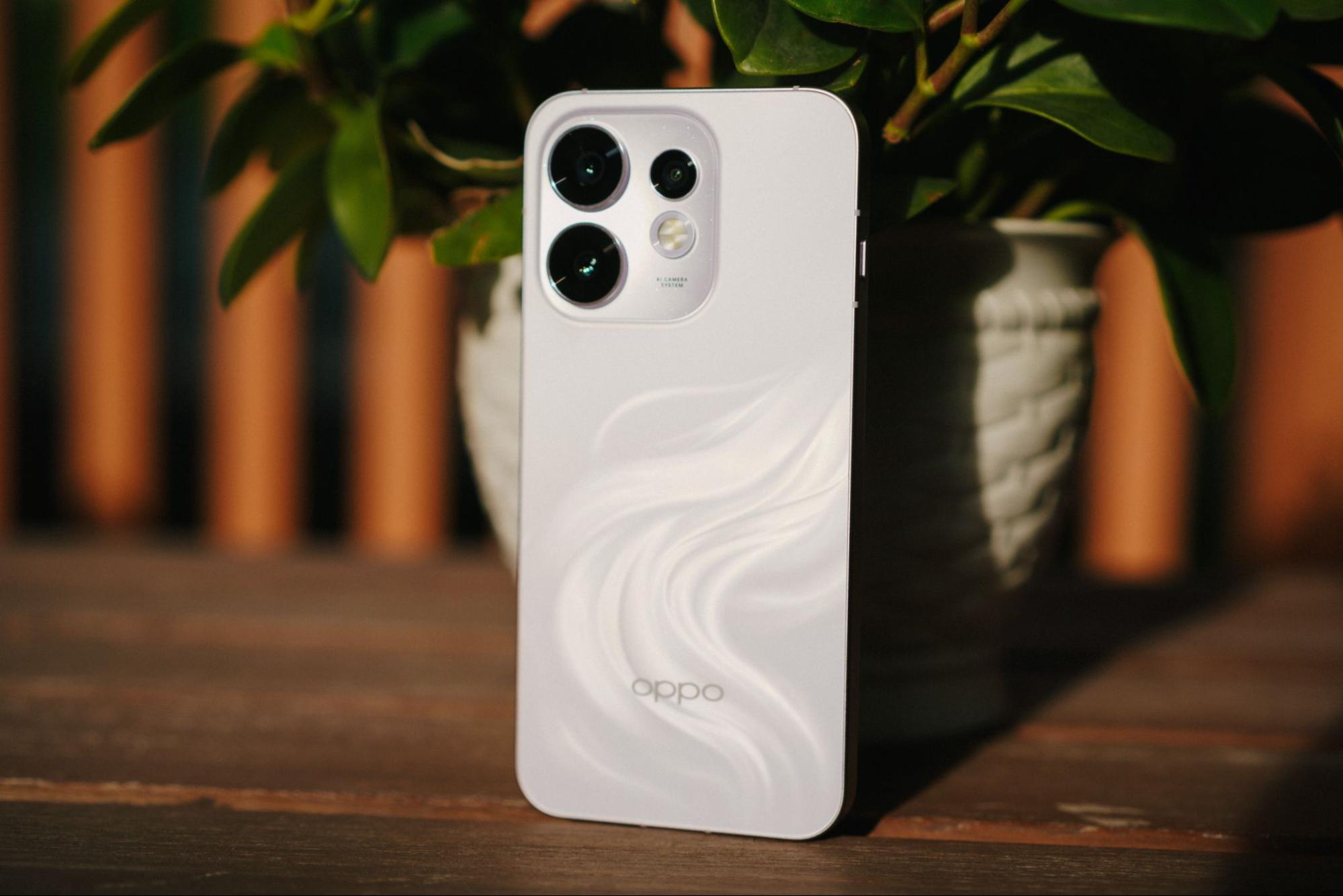 Trải nghiệm OPPO Reno16 5G: Khi một chiếc smartphone c&oacute; thể lo gần như mọi kh&acirc;u s&aacute;ng tạo nội dung - Ảnh 1.