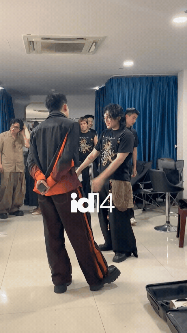 "Đột nhập" hậu trường concert duy mỹ của GREY D: Trấn Thành khen “quá xịn”, hoàng tử nhạc số cũng mê mẩn MCK - Ảnh 5.