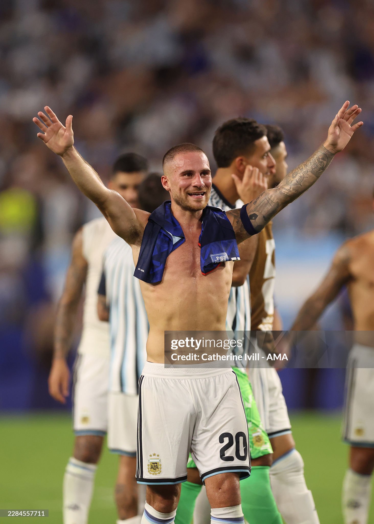Nước mắt đã rơi nhưng Cape Verde ngẩng cao đầu rời World Cup 2026, họ đã khiến Messi và Argentina có 120 phút nghẹt thở - Ảnh 12.