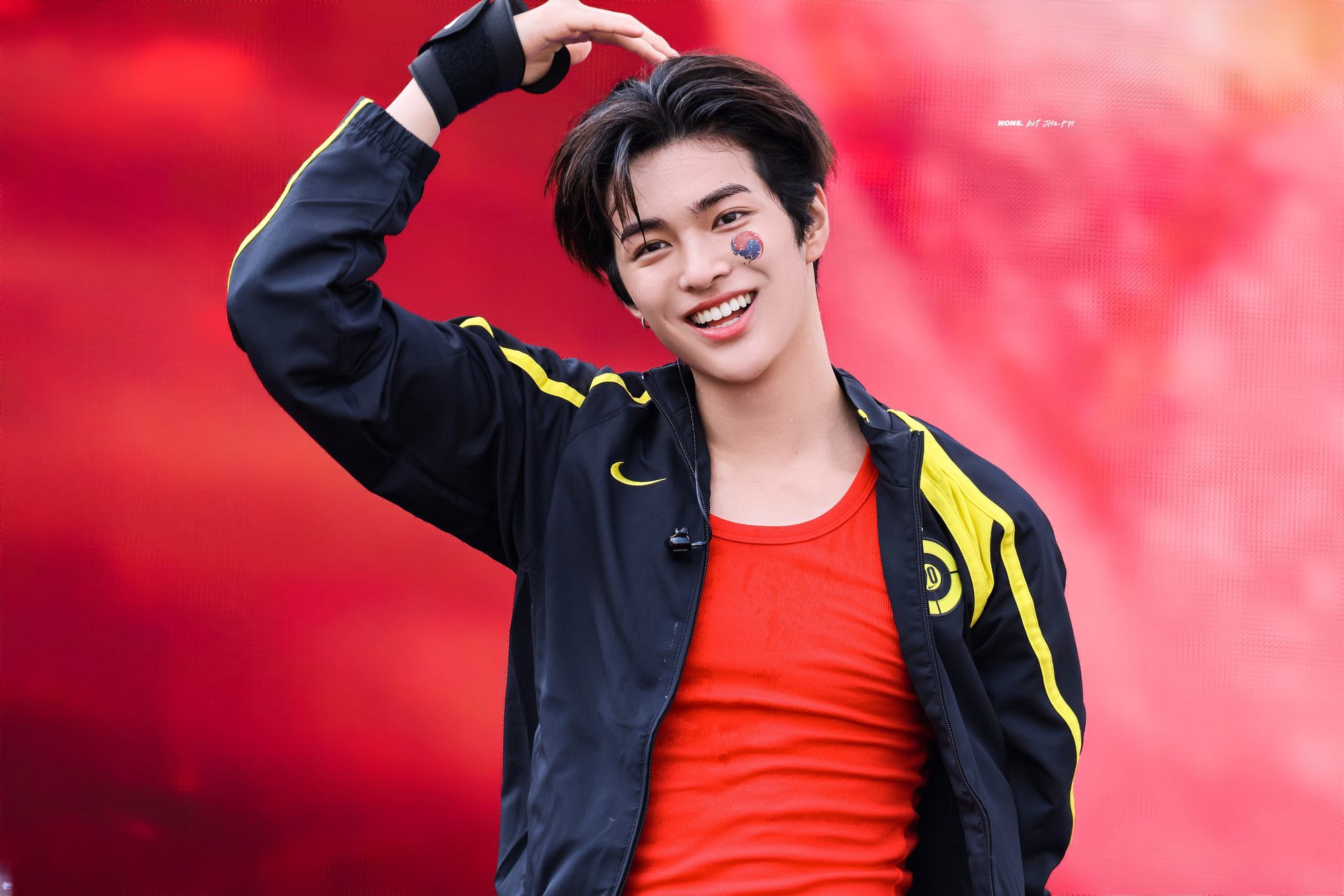 6 tổ hợp kỳ quan của showbiz: Chị em BLACKPINK cạnh nhau l&agrave; h&oacute;a thần, cặp kế thừa di sản nhan sắc sẽ c&ograve;n b&ugrave;ng nổ - Ảnh 28.