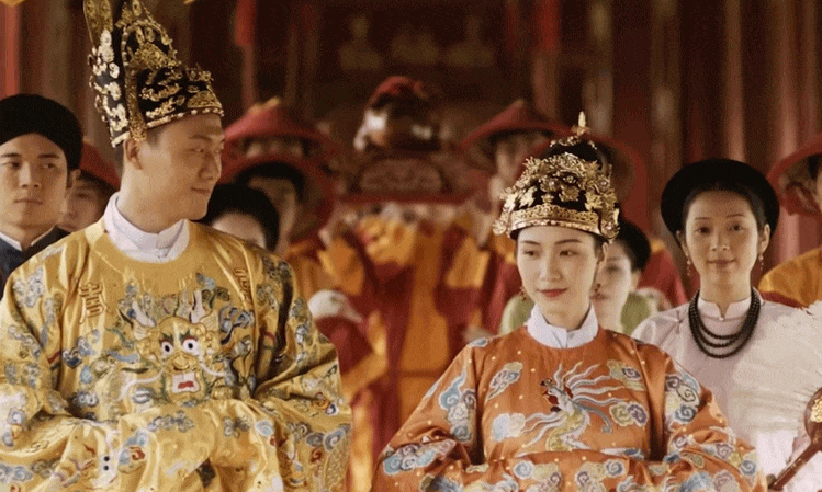3 mỹ nh&acirc;n từng đ&oacute;ng vai Nam Phương Ho&agrave;ng hậu: Người được khen thần th&aacute;i, người thu h&uacute;t với h&agrave;ng trăm triệu lượt xem- Ảnh 7.
