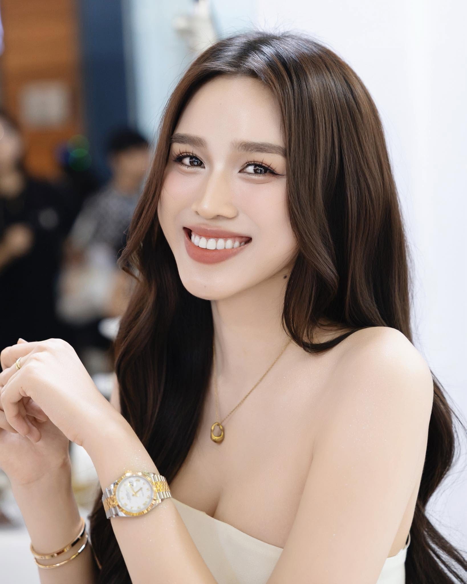 Hoa hậu qu&ecirc; Thanh Ho&aacute; từng lội ruộng đi cấy: Nay lấy chồng thiếu gia tập đo&agrave;n ngh&igrave;n tỷ, đi nước ngo&agrave;i như đi chợ- Ảnh 4.