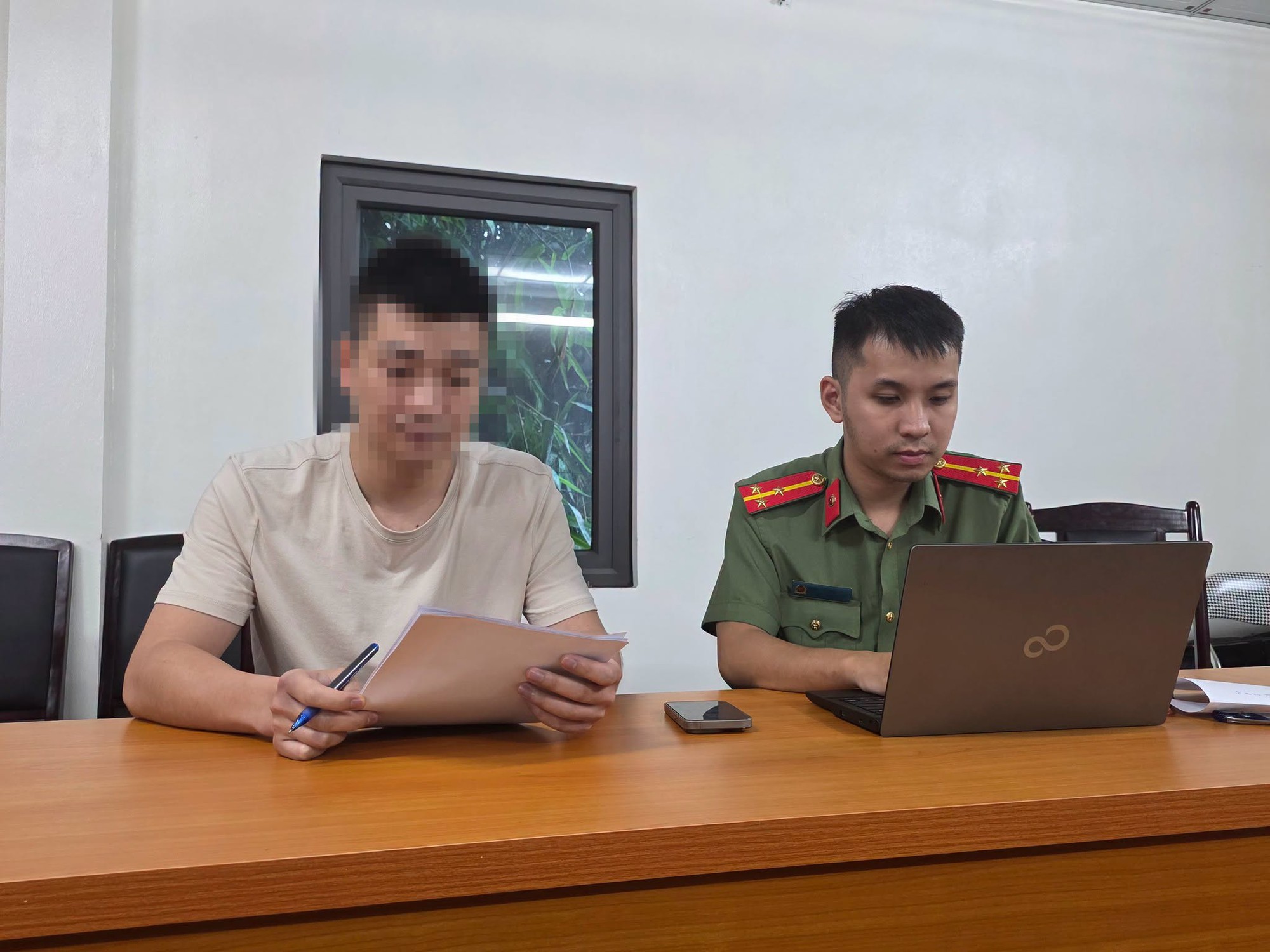 C&ocirc;ng an v&agrave;o cuộc vụ TikToker CHIẾN HALO đăng tải video "Điểm thi to&aacute;n THPT cao bất thường ở Th&aacute;i Nguy&ecirc;n"- Ảnh 1.