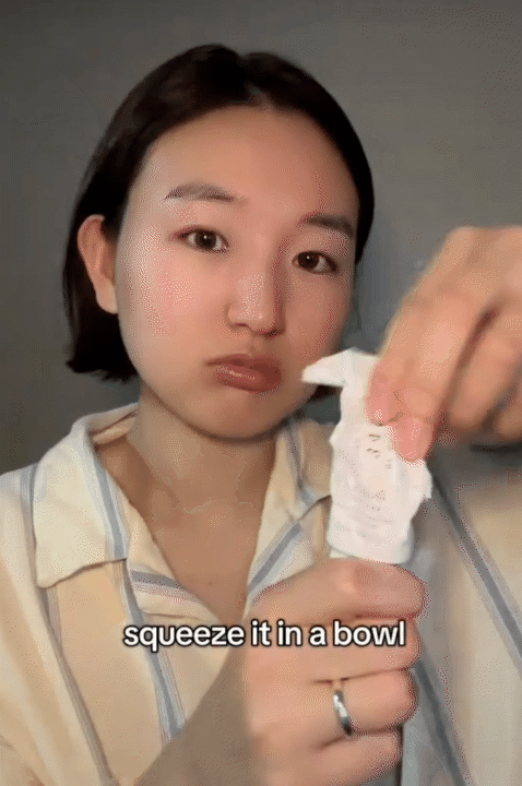 C&ocirc; n&agrave;ng H&agrave;n Quốc chấm 10/10 cho tu&yacute;p kem dưỡng n&agrave;y, nhưng c&aacute;ch c&ocirc; b&ocirc;i kem mới l&agrave; "chi&ecirc;u" gi&uacute;p da căng mịn, đẹp l&ecirc;n từng ng&agrave;y- Ảnh 10.