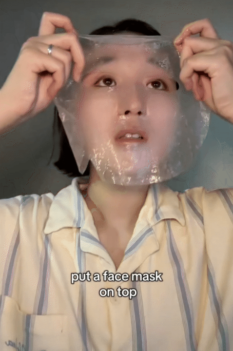 C&ocirc; n&agrave;ng H&agrave;n Quốc chấm 10/10 cho tu&yacute;p kem dưỡng n&agrave;y, nhưng c&aacute;ch c&ocirc; b&ocirc;i kem mới l&agrave; "chi&ecirc;u" gi&uacute;p da căng mịn, đẹp l&ecirc;n từng ng&agrave;y- Ảnh 11.