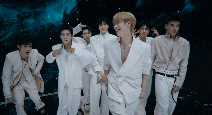 MV chủ đề Tinh H&agrave; Say Hi: Theme song g&acirc;y thất vọng nhất vũ trụ Say Hi - Ảnh 2.