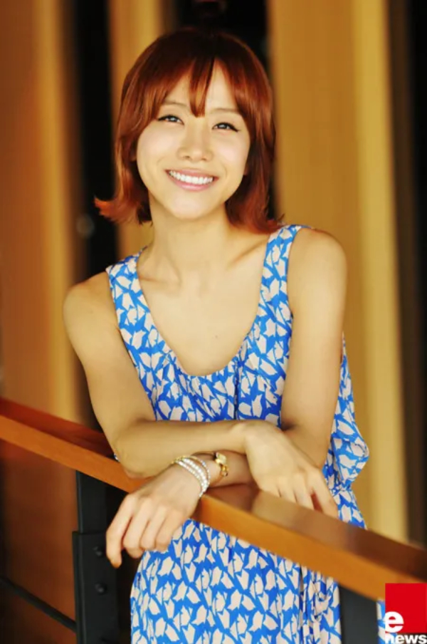 Drama sốc trong đ&aacute;m cưới nữ ca sĩ hạng A: Rủ hội bạn th&acirc;n tẩy chay triệt để chị em tốt chỉ v&igrave; 1 cuộc điện thoại- Ảnh 6.