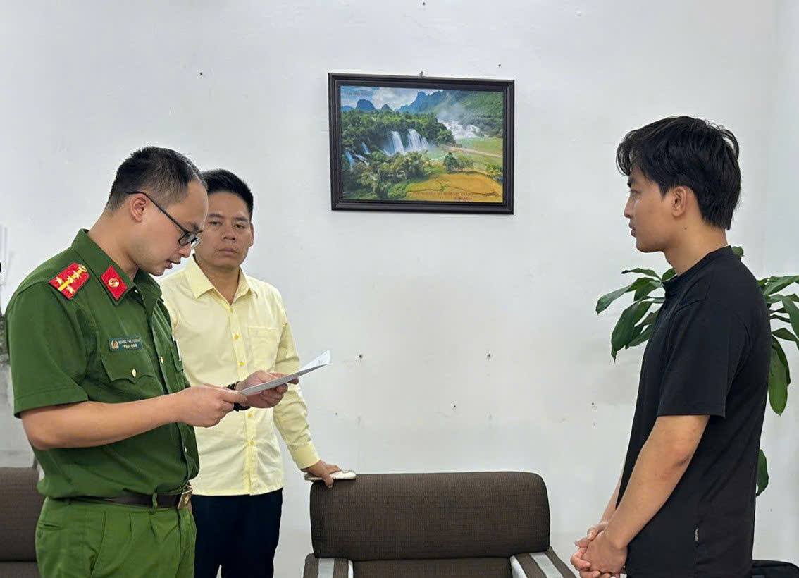 Ra quyết định khởi tố quản lý xưởng trà Nguyễn Quang Lợi SN 2000- Ảnh 3.