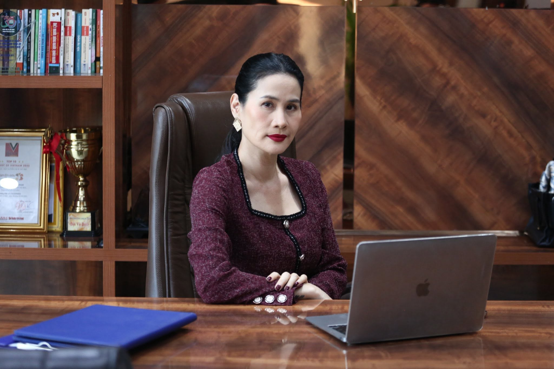 Bạn th&acirc;n 20 năm của H&agrave; Tăng: Chuy&ecirc;n đ&oacute;ng vai phản diện, U50 l&agrave;m mẹ đơn th&acirc;n, chưa ai biết mặt chồng- Ảnh 7.