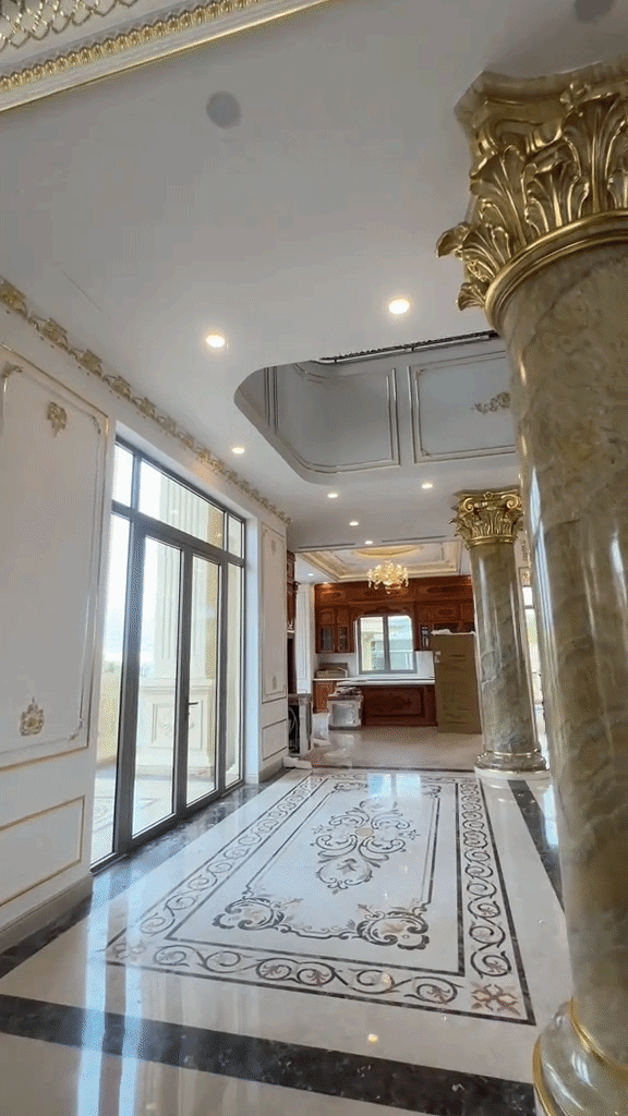 B&ecirc;n trong l&acirc;u đ&agrave;i 200 tỷ của đại gia miền T&acirc;y- Ảnh 5.