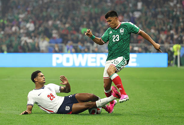 Anh 3-2 Mexico (Hiệp 2): Vào!!! Bàn thắng trên chấm penalty thắp lại hi vọng cho chủ nhà - Ảnh 7.