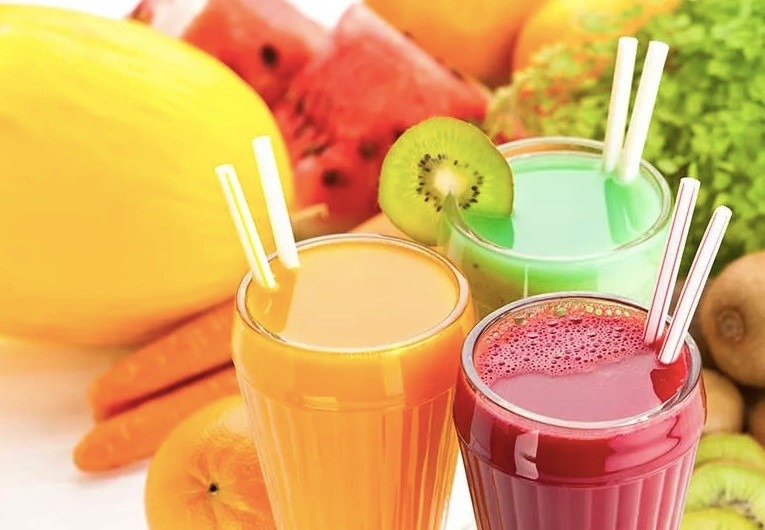B&aacute;c sĩ cảnh b&aacute;o: 3 kiểu uống nước &eacute;p tưởng healthy đang &acirc;m thầm hại gan, dạ d&agrave;y v&agrave; tim mạch trong m&ugrave;a h&egrave;- Ảnh 3.