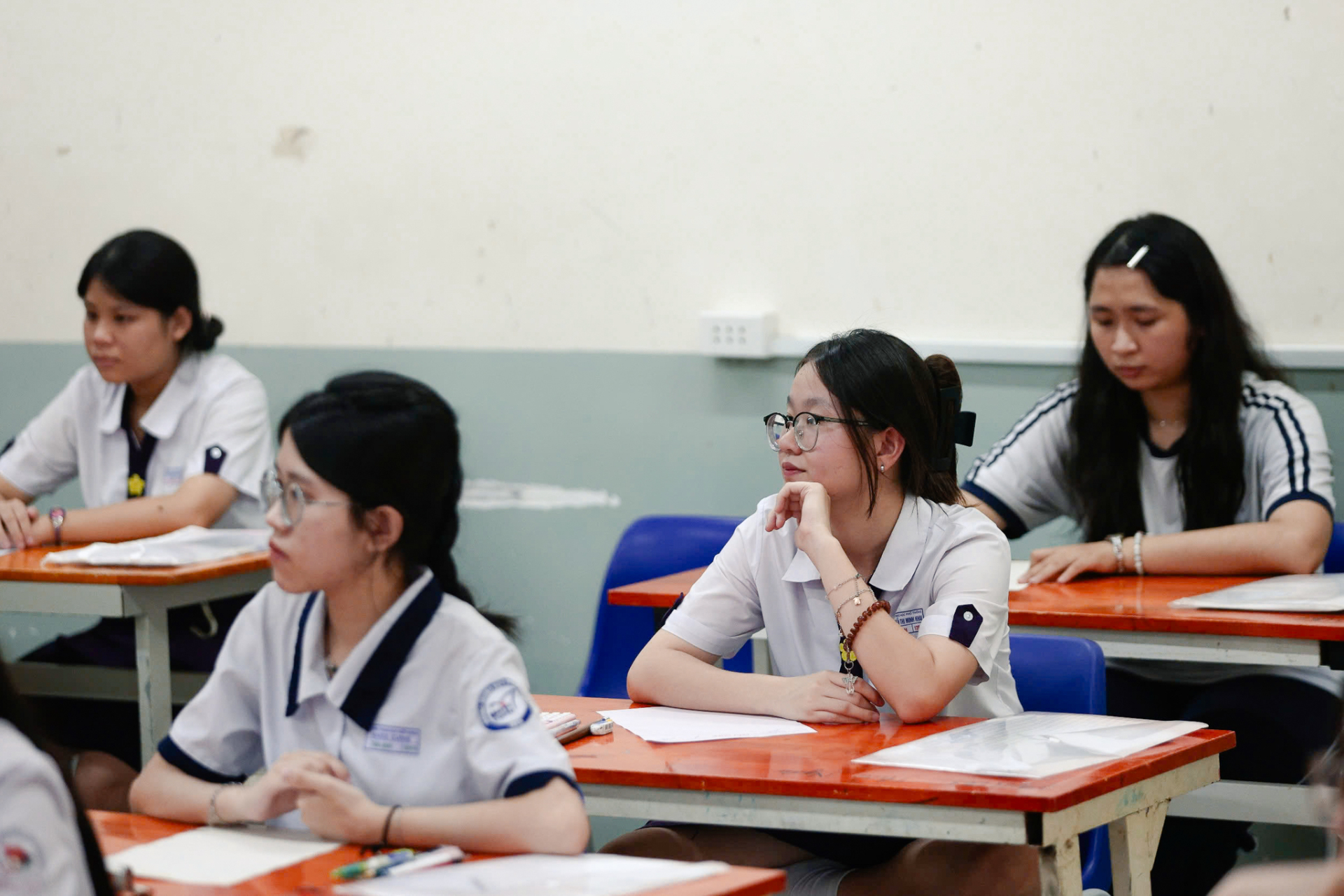 N&Oacute;NG: Ch&iacute;nh phủ chỉ đạo r&agrave; so&aacute;t to&agrave;n bộ kết quả kỳ thi tốt nghiệp THPT 2026 tr&ecirc;n phạm vi cả nước- Ảnh 1.