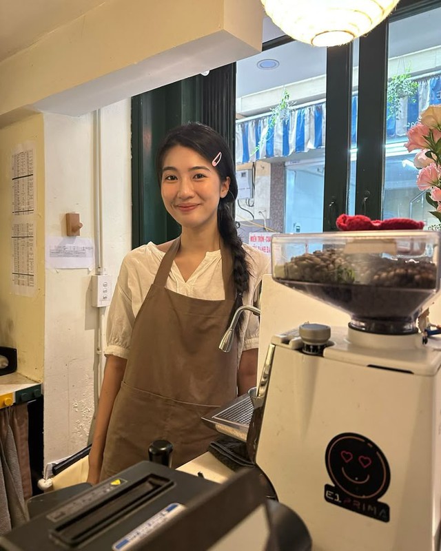 1 ng&agrave;y sống nhiều cuộc đời: S&aacute;ng l&agrave;m văn ph&ograve;ng, tối đi chạy b&agrave;n, cuối tuần đi l&agrave;m thấy vui hơn ở nh&agrave; ngủ- Ảnh 2.