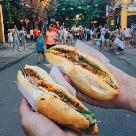 Ăn 6 ổ bánh mì trong 1 ngày ở Hội An, khách Tây khiến người Việt cũng phải chào thua- Ảnh 7.