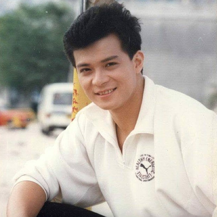 Cuộc sống ở tuổi U70 sau khi giải nghệ của t&agrave;i tử "Anh h&ugrave;ng xạ đi&ecirc;u"- Ảnh 1.
