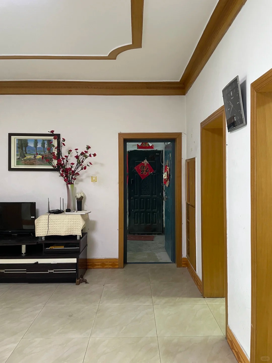 Kh&ocirc;ng phải c&ocirc;ng ch&uacute;a nhưng sống trong "l&acirc;u đ&agrave;i", ghế ngồi cũng 12 triệu/chiếc- Ảnh 4.