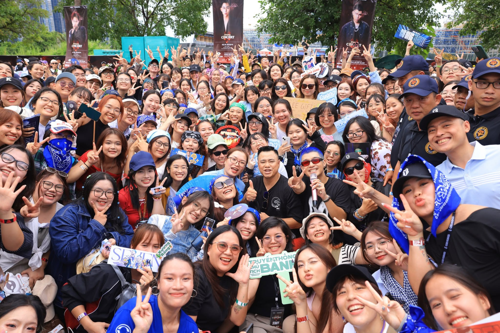 2 năm tạo n&ecirc;n Gai Con - fandom b&ugrave;ng nổ nhất Việt Nam, CEO Yeah1 n&oacute;i về c&aacute;ch giữ fan: Cần thời gian v&agrave; ch&acirc;n th&agrave;nh- Ảnh 7.