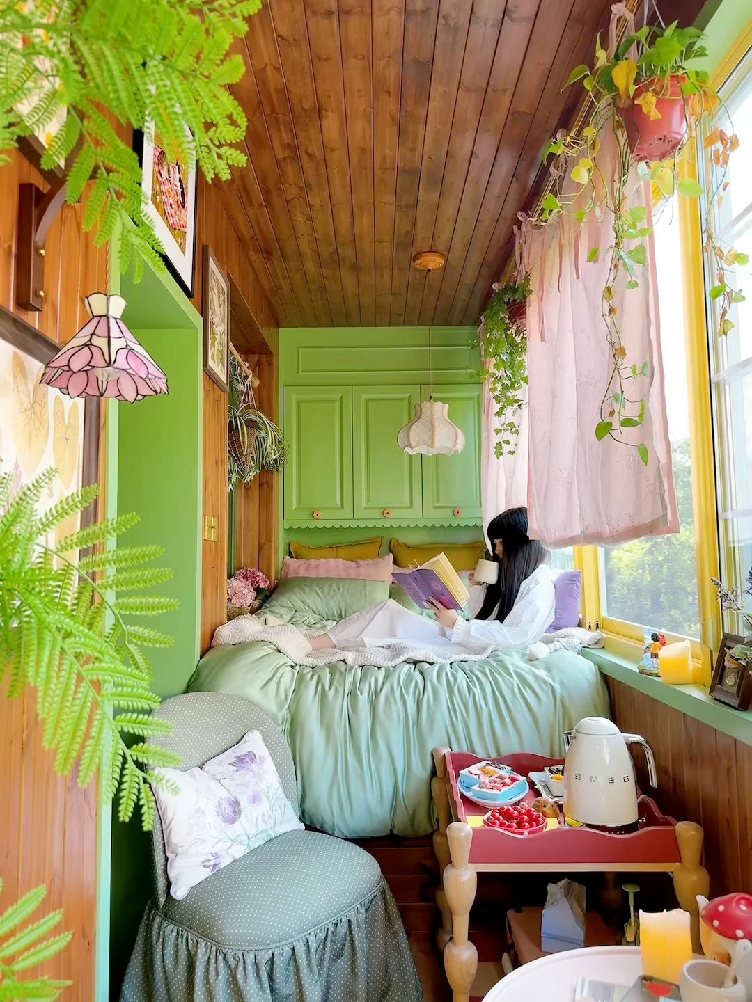 Kh&ocirc;ng phải c&ocirc;ng ch&uacute;a nhưng sống trong "l&acirc;u đ&agrave;i", ghế ngồi cũng 12 triệu/chiếc- Ảnh 15.
